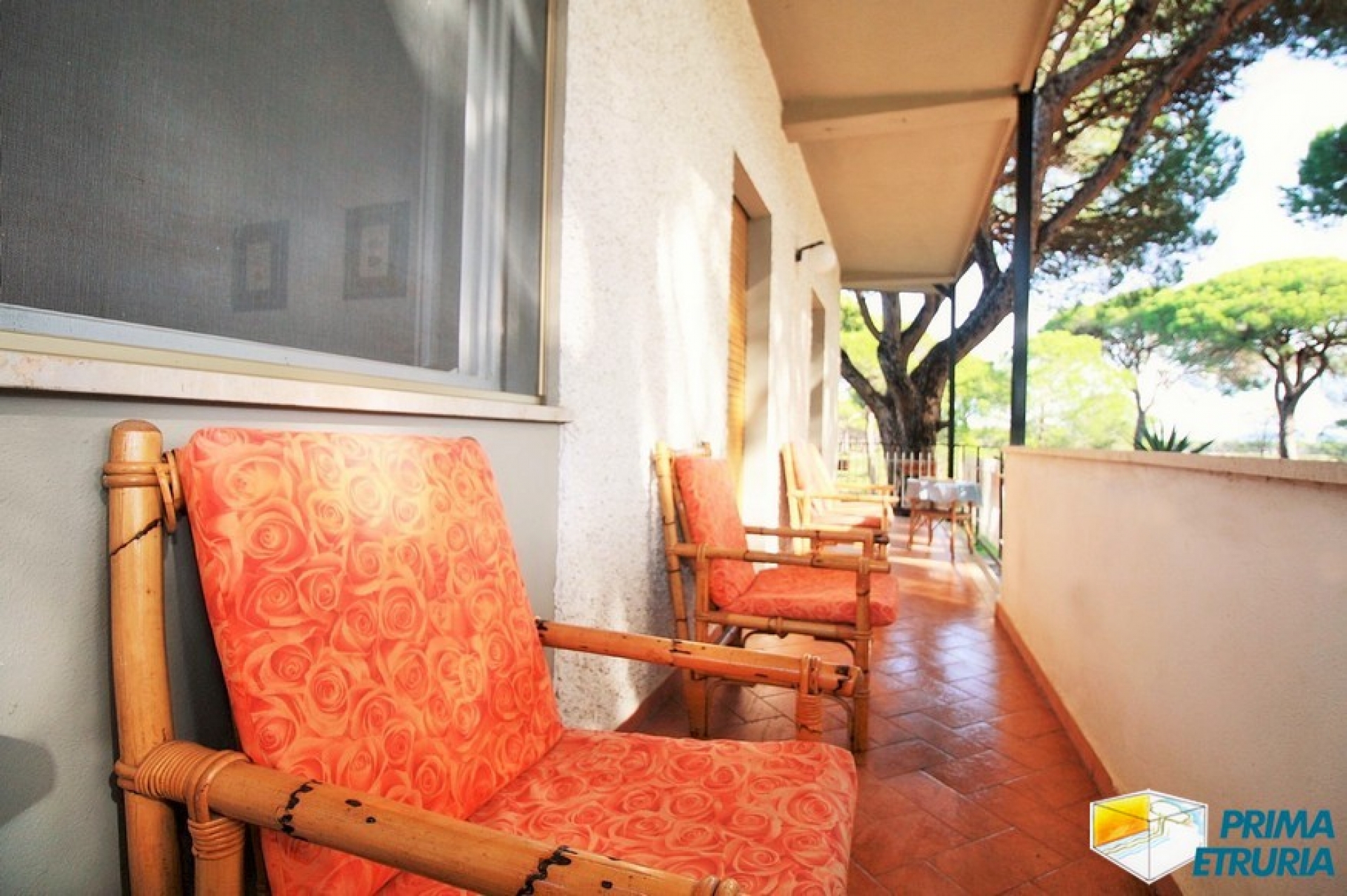 TRE CAMERE CON GIARDINO - ZONA ROSMARINA -