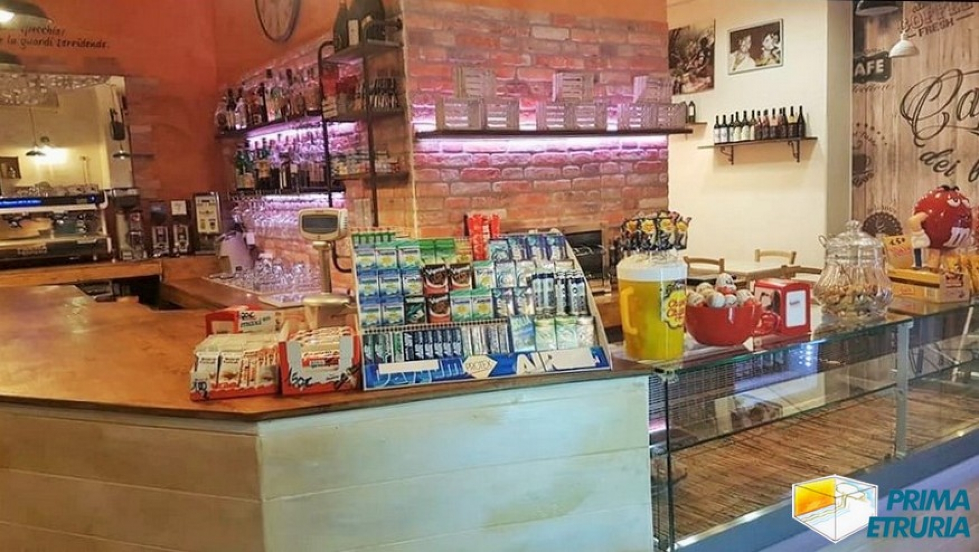 - MARINA DI GROSSETO - VENDESI ATTIVITà DI BAR 