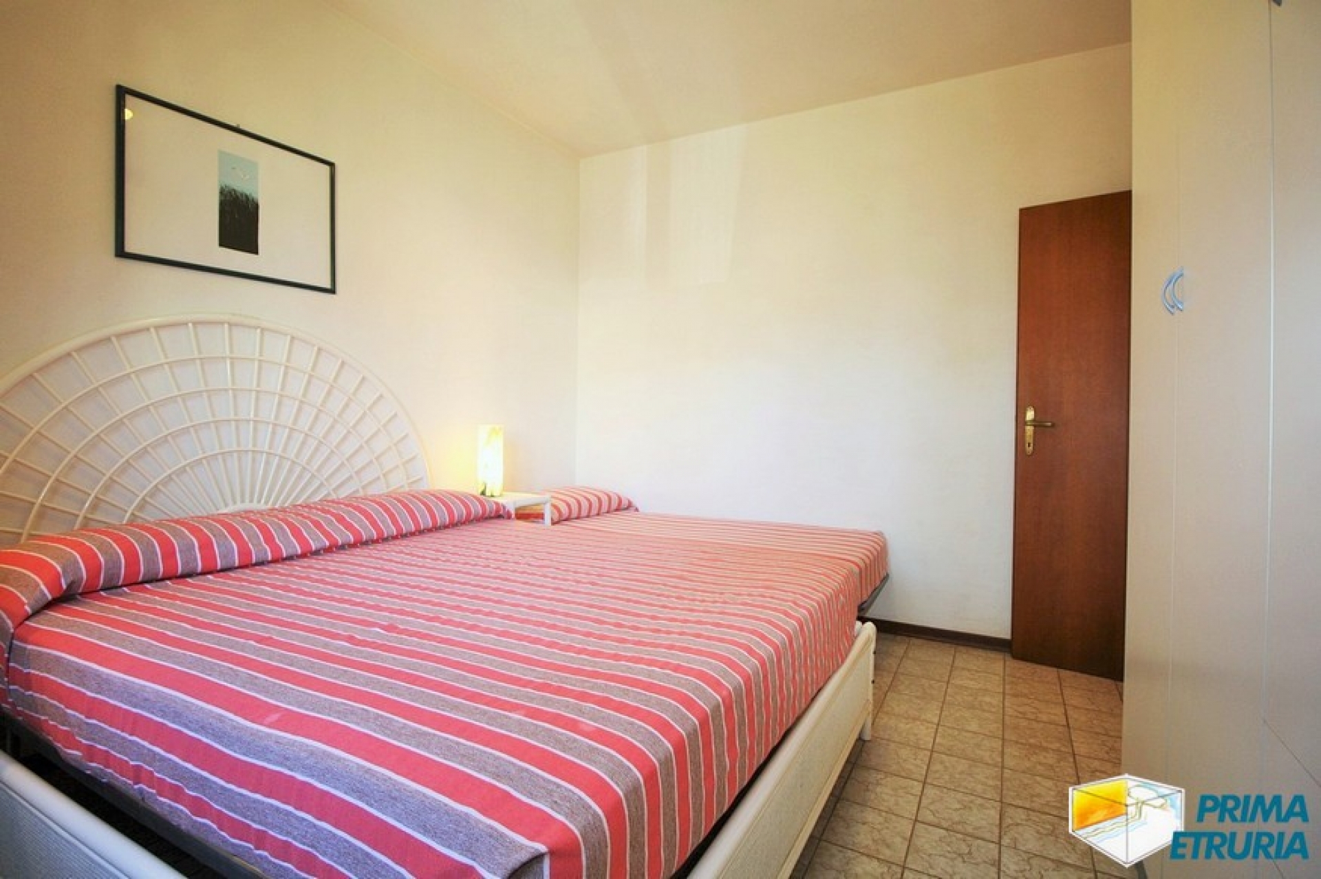 BILOCALE CON FANTASTICO TERRAZZO E POSTO AUTO - ZONA ROSMARINA - 