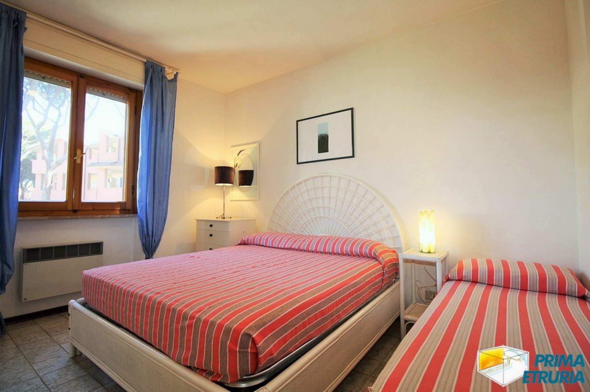 BILOCALE CON FANTASTICO TERRAZZO E POSTO AUTO - ZONA ROSMARINA - 