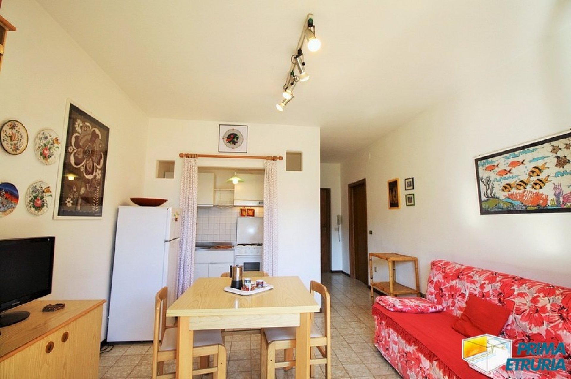 BILOCALE CON FANTASTICO TERRAZZO E POSTO AUTO - ZONA ROSMARINA - 