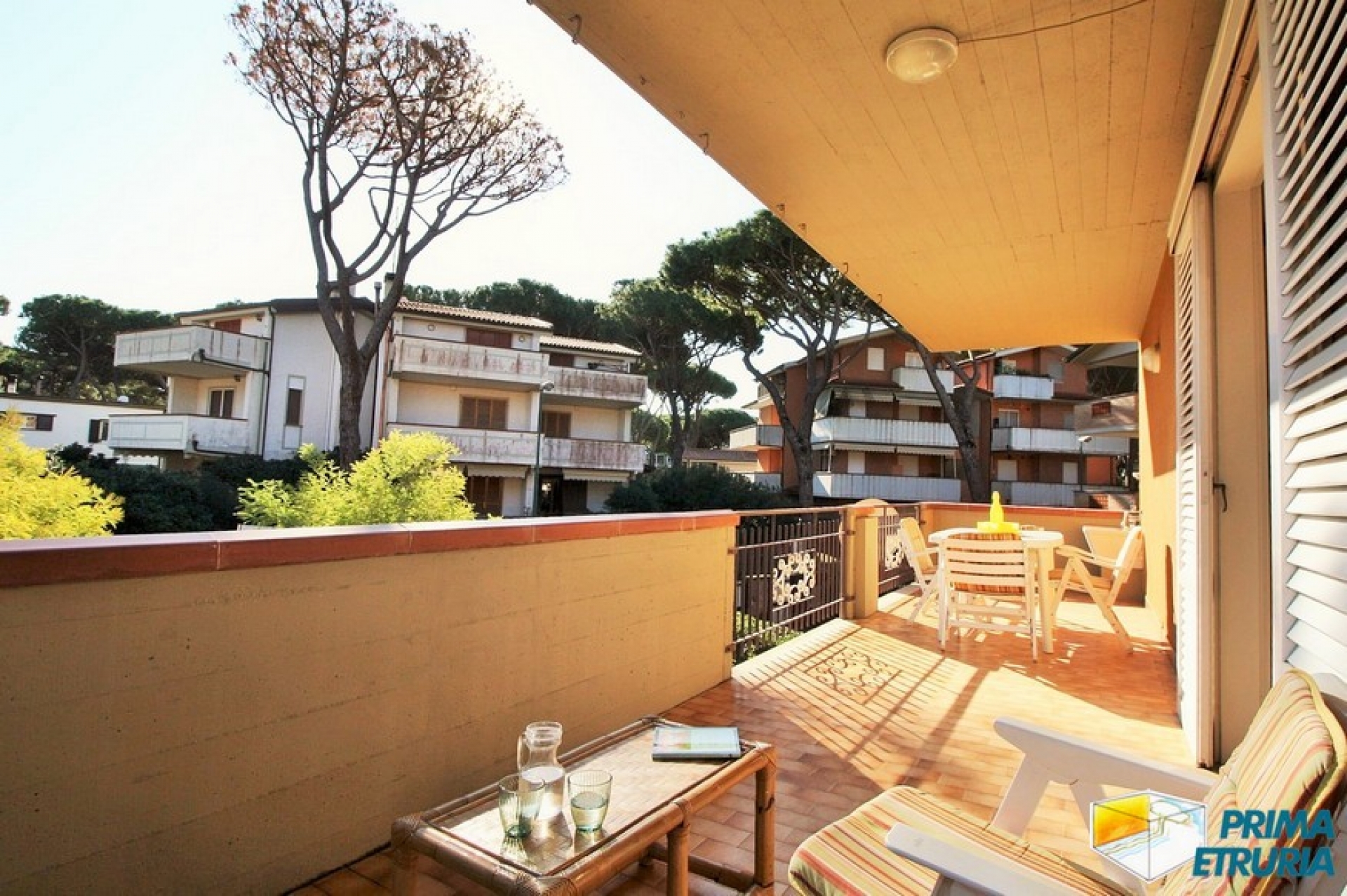 BILOCALE CON FANTASTICO TERRAZZO E POSTO AUTO - ZONA ROSMARINA - 