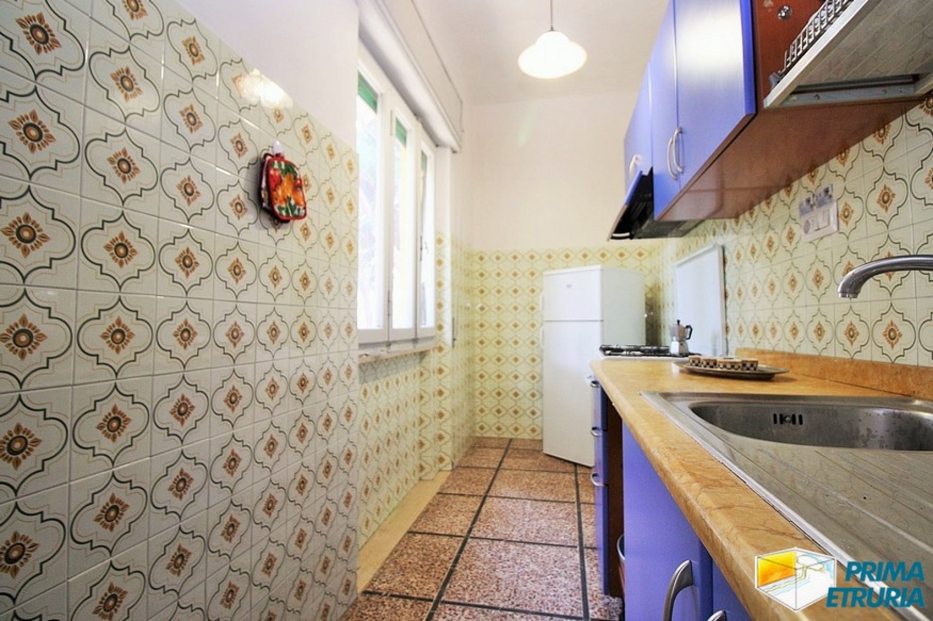 TRILOCALE CON GARAGE E GIARDINO - ZONA ROSMARINA -
