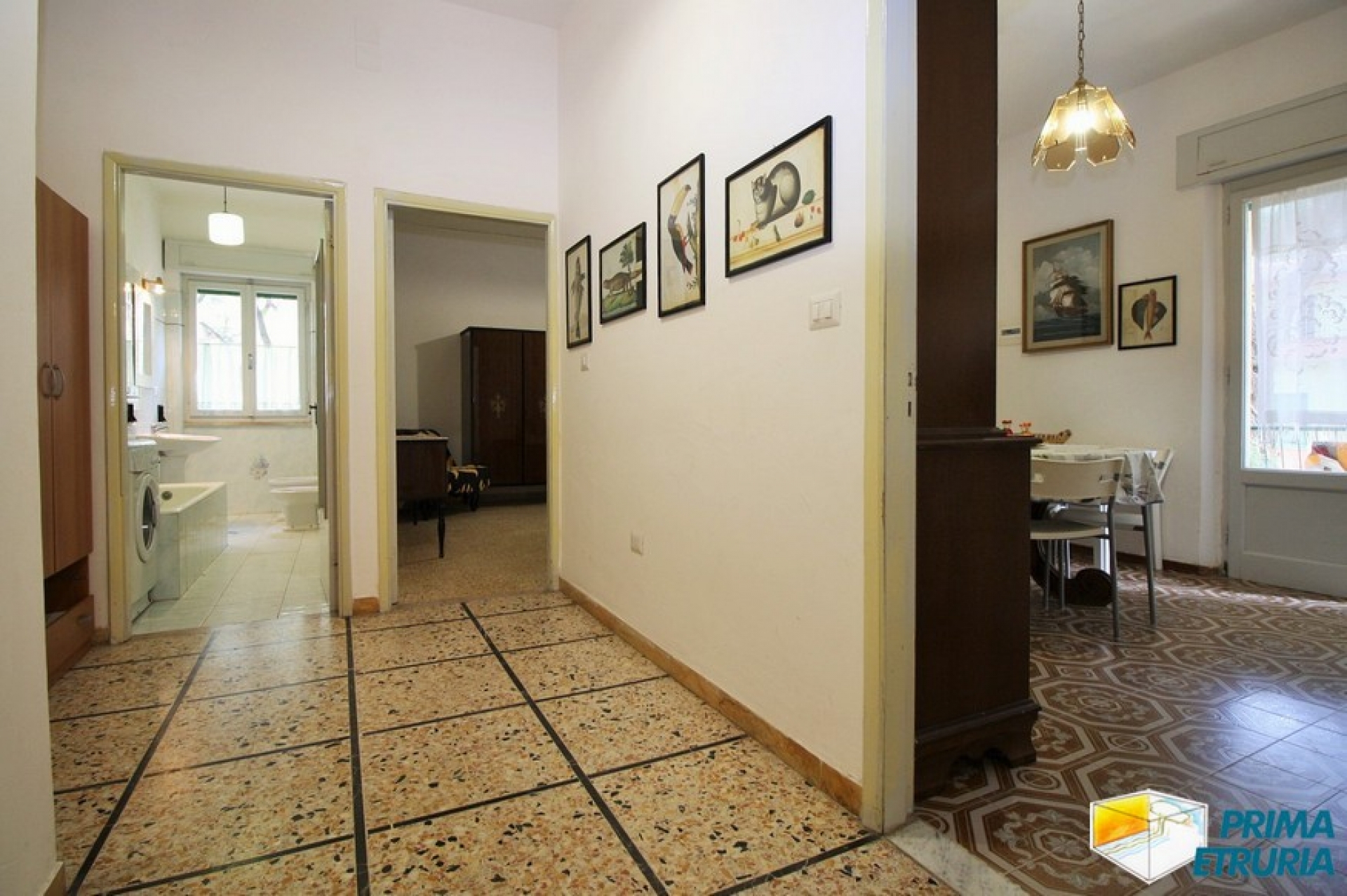 TRILOCALE CON GARAGE E GIARDINO - ZONA ROSMARINA -