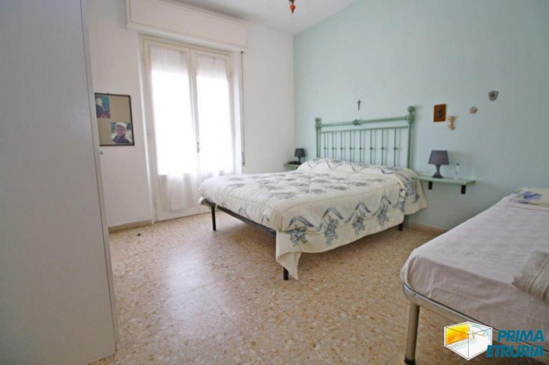 QUATTRO VANI CON GARAGE IN VIA SILVIO PELLICO - ZONA CENTRO -