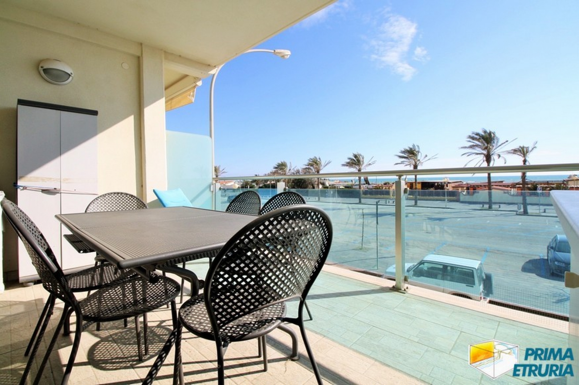 BELLISSIMO MONOLOCALE CON FANTASTICA VISTA FRONTE MARE - ZONA ROSMARINA - 
