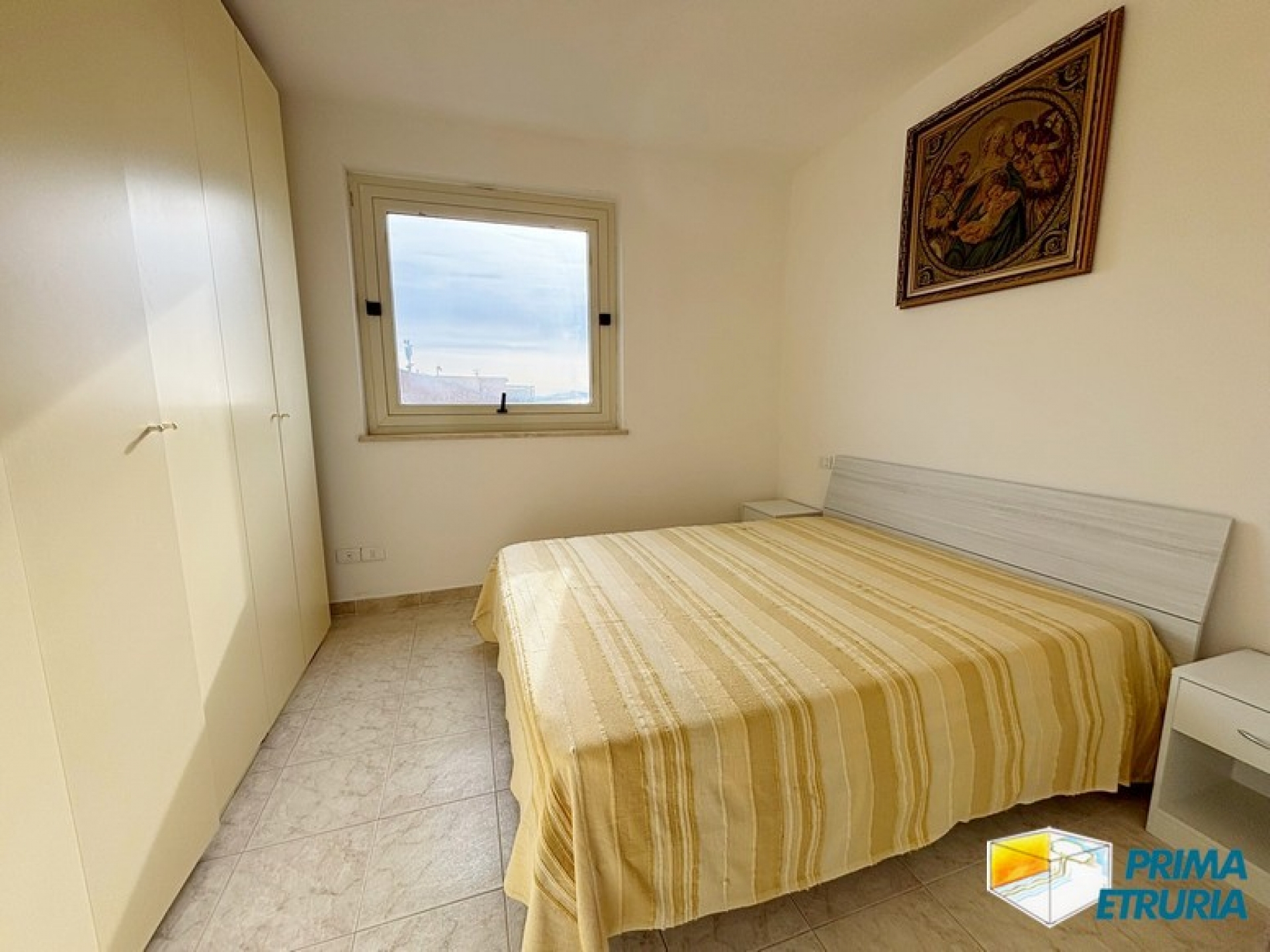 BILOCALE CON FANTASTICA TERRAZZA FRONTE MARE - ZONA CENTRO -