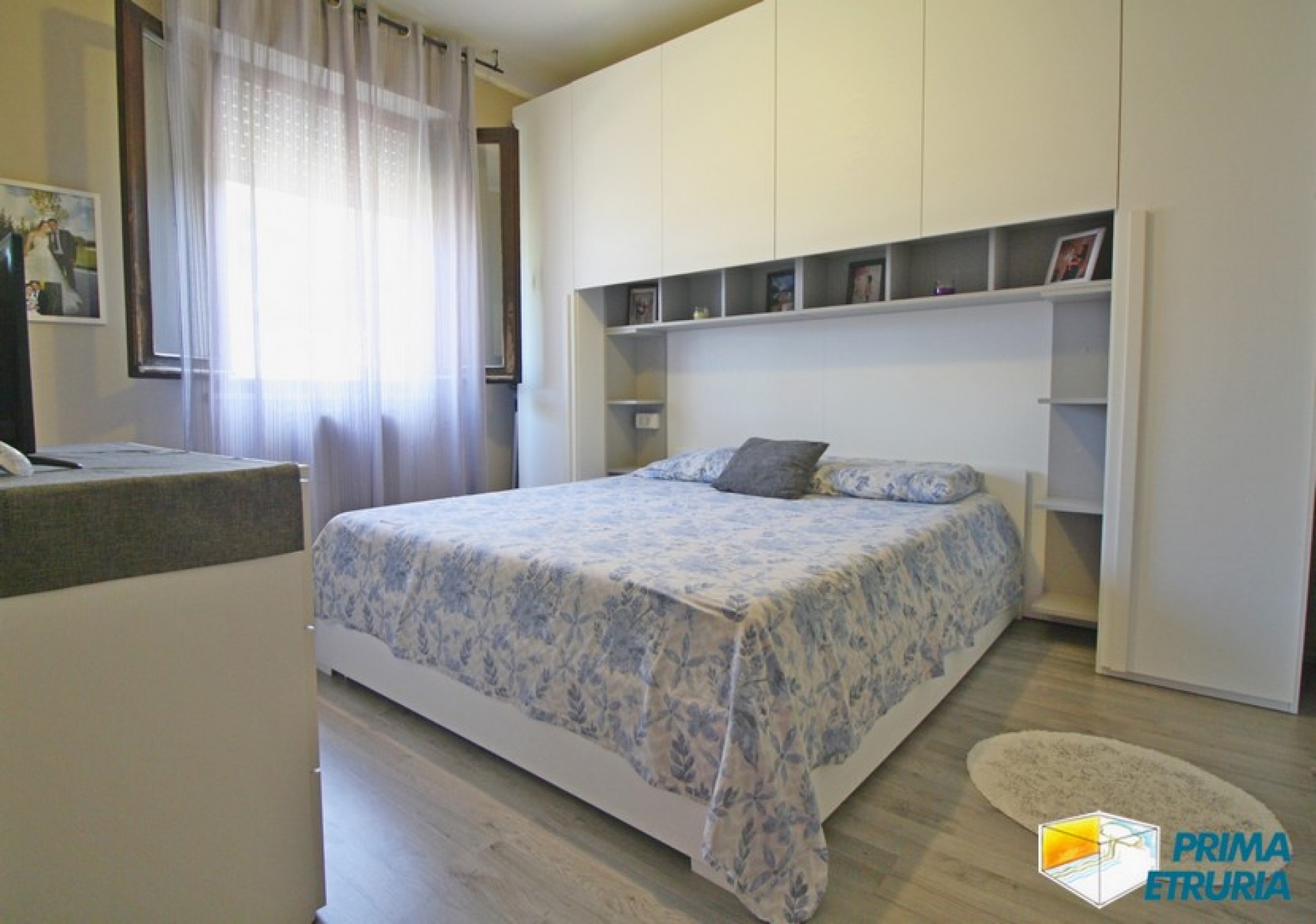 TRILOCALE FINEMENTRE RISTRUTTURATO - ZONA TOMBOLO -