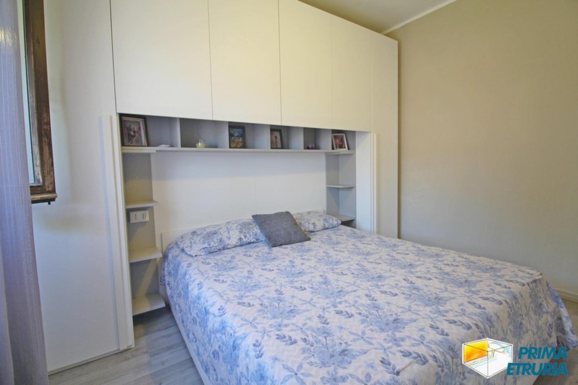 TRILOCALE FINEMENTRE RISTRUTTURATO - ZONA TOMBOLO -