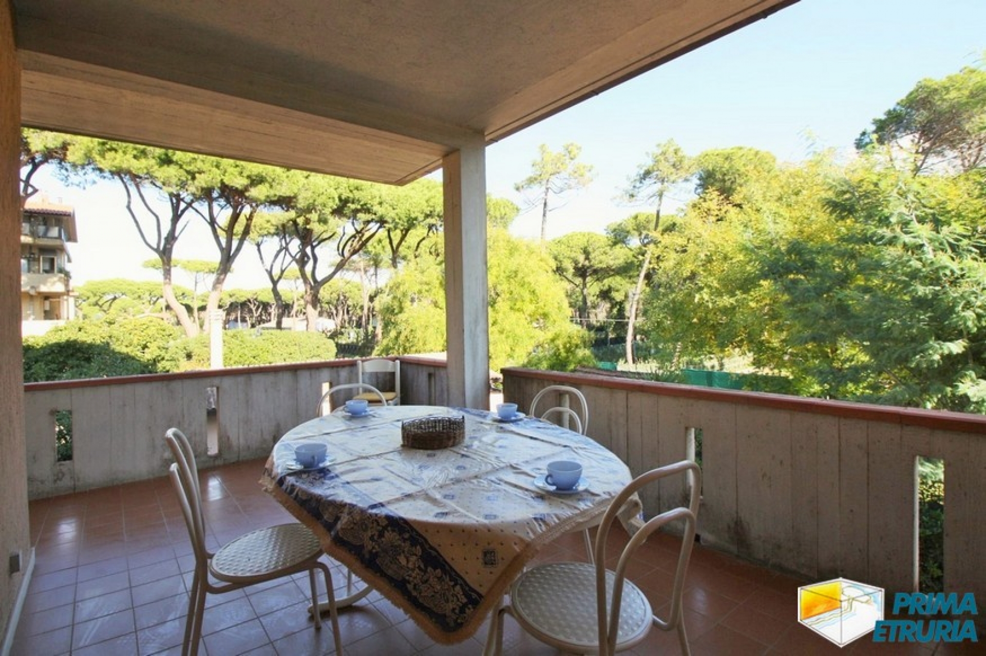 TRILOCALE CON POSTO AUTO- ZONA TOMBOLO -