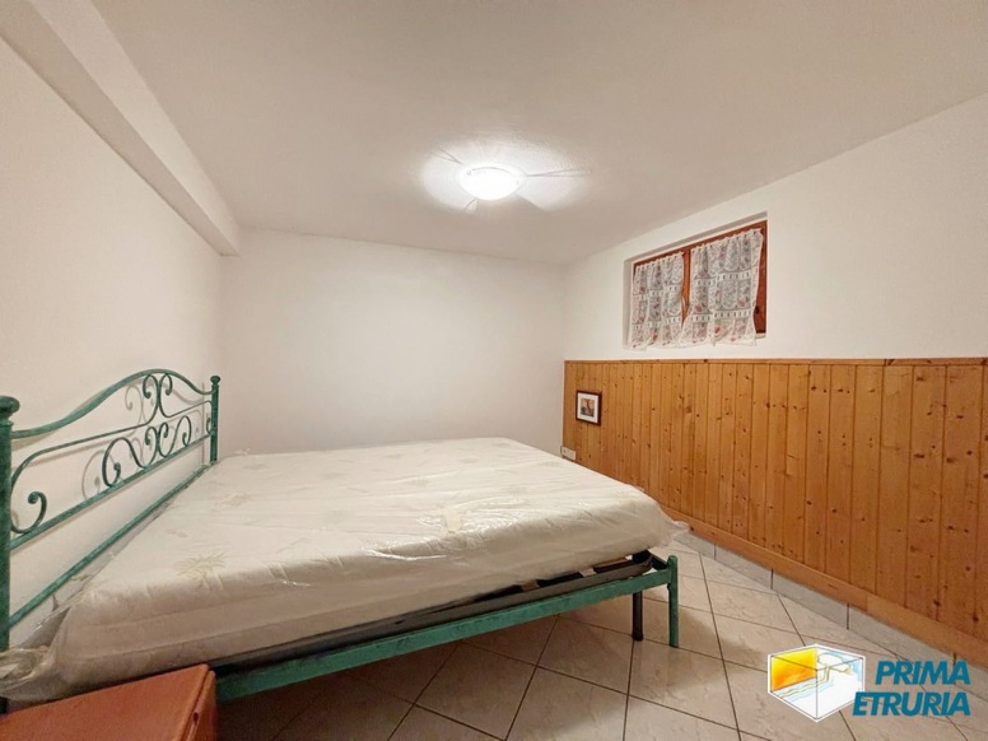 Eleganza e Comfort: Villa Trifamiliare Vicino alla Spiaggia - ZONA ROSMARINA -
