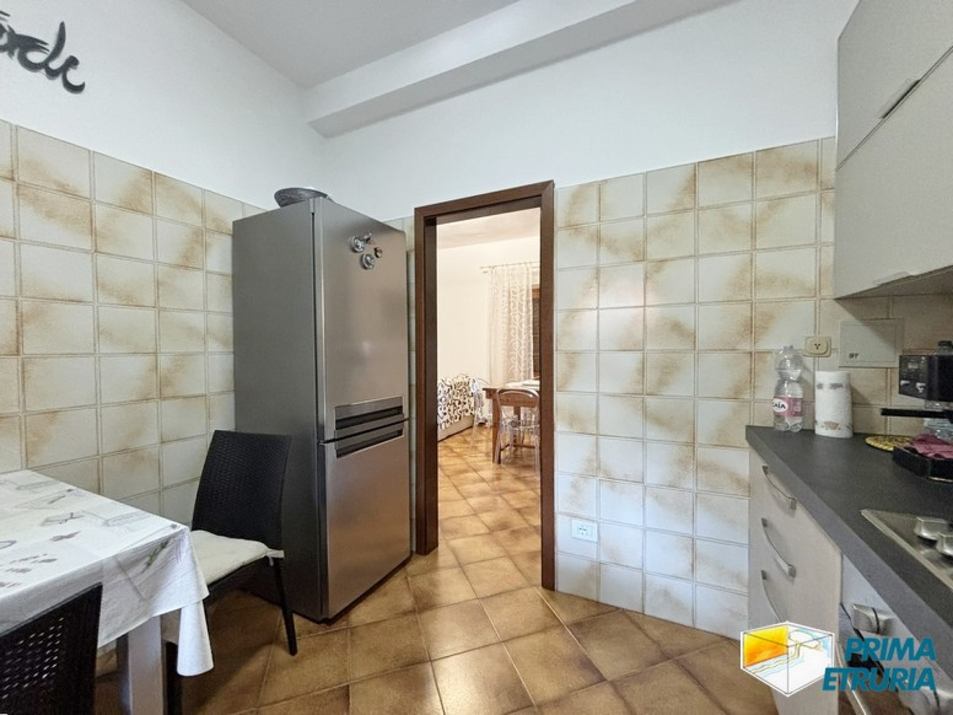 Eleganza e Comfort: Villa Trifamiliare Vicino alla Spiaggia - ZONA ROSMARINA -