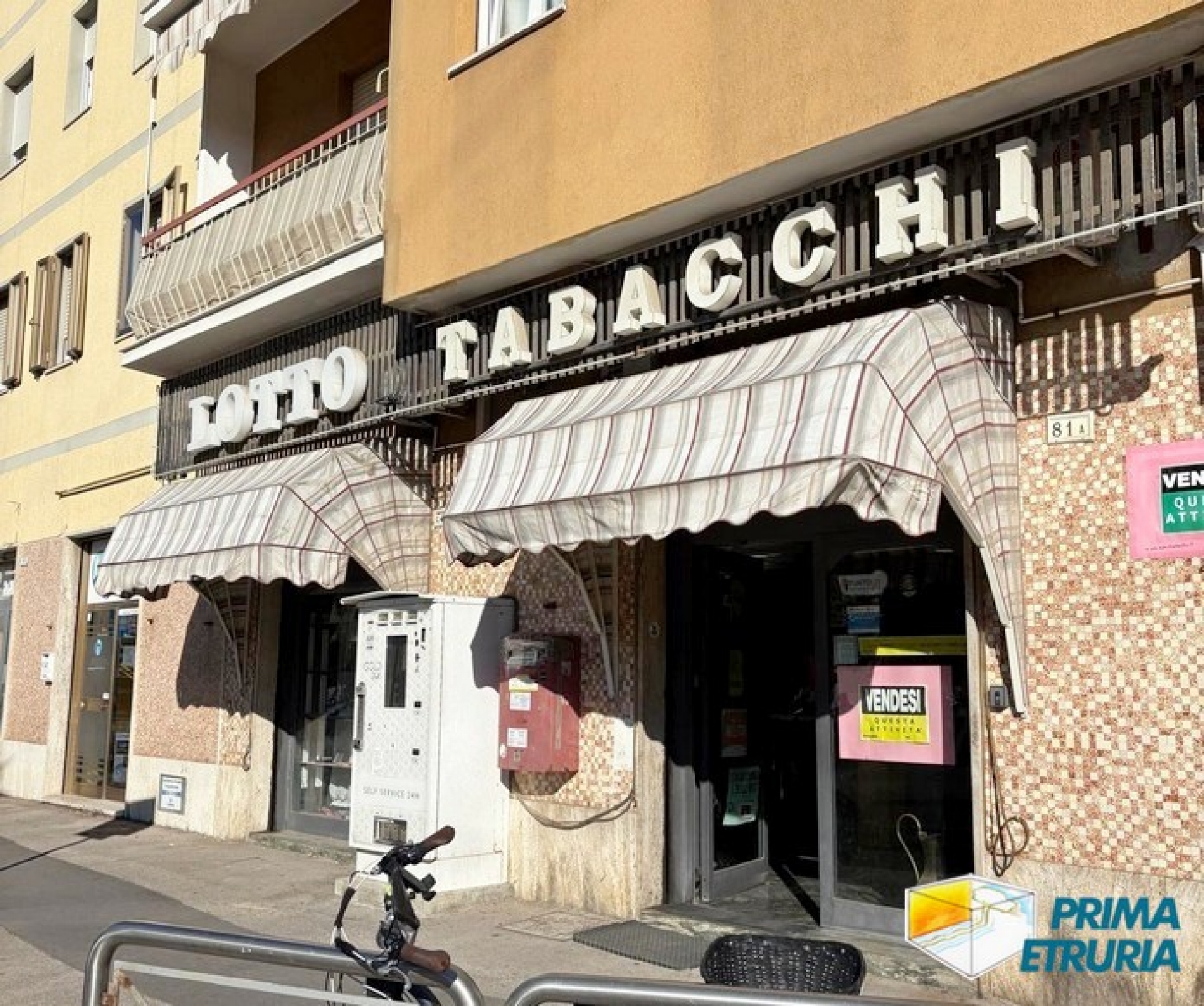 Tabaccheria ben avviata in vendita, con patentino esterno e posizione strategica - GROSSETO - 