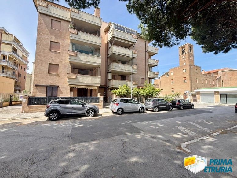Trilocale con terrazza abitabile nel cuore di Marina di Grosseto - MARINA DI GROSSETO -