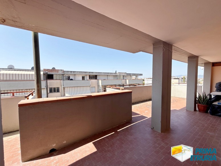 - GROSSETO - Attico su due livelli con terrazze, garage e posto auto in zona Sugherella
