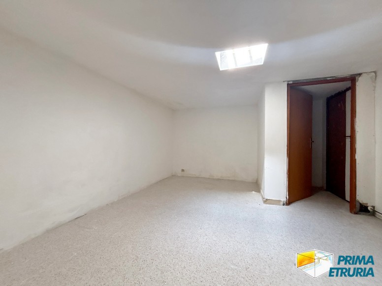 - GROSSETO - Attico su due livelli con terrazze, garage e posto auto in zona Sugherella