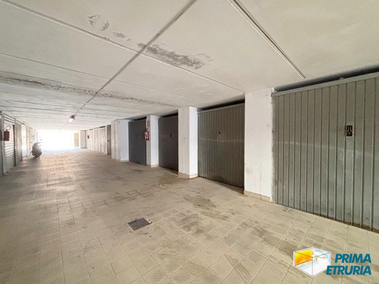 - GROSSETO - Attico su due livelli con terrazze, garage e posto auto in zona Sugherella