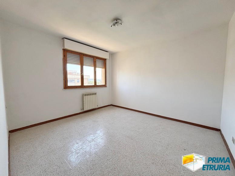 - GROSSETO - Attico su due livelli con terrazze, garage e posto auto in zona Sugherella