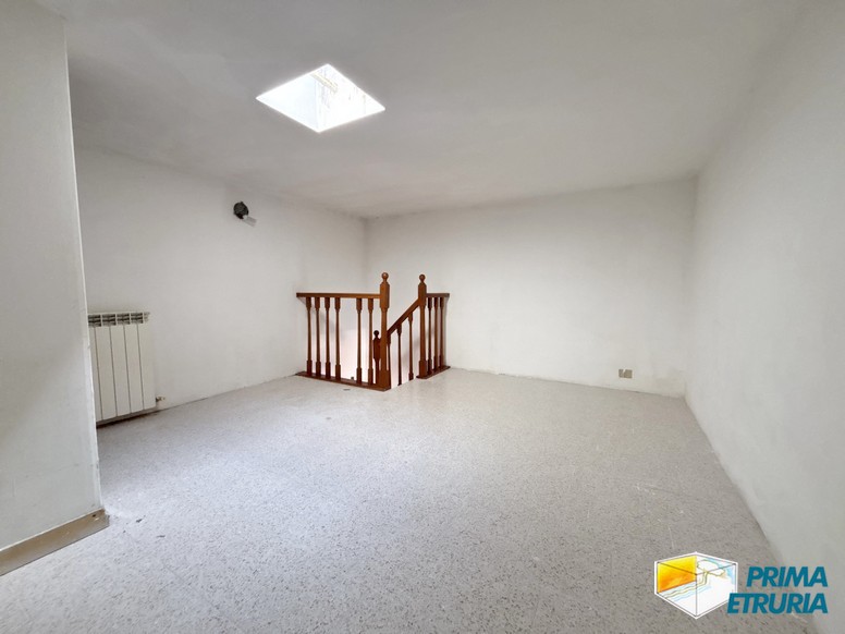 - GROSSETO - Attico su due livelli con terrazze, garage e posto auto in zona Sugherella