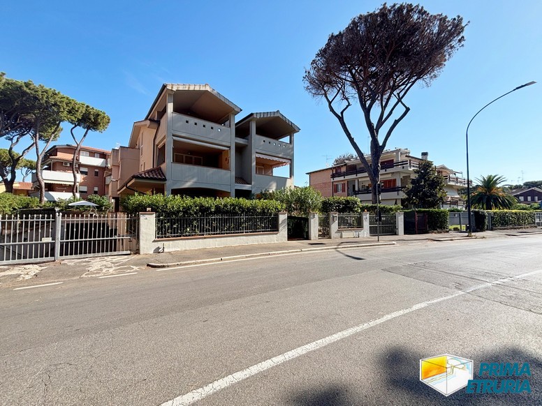 Bellissimo appartamento con taverna nella pineta di Rosmarina - ZONA ROSMARINA -