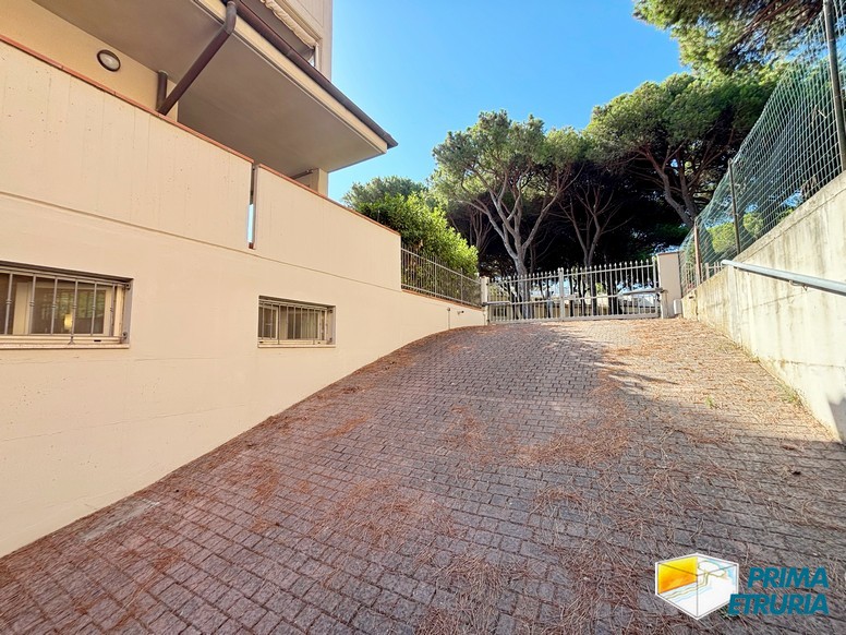 Bellissimo appartamento con taverna nella pineta di Rosmarina - ZONA ROSMARINA -