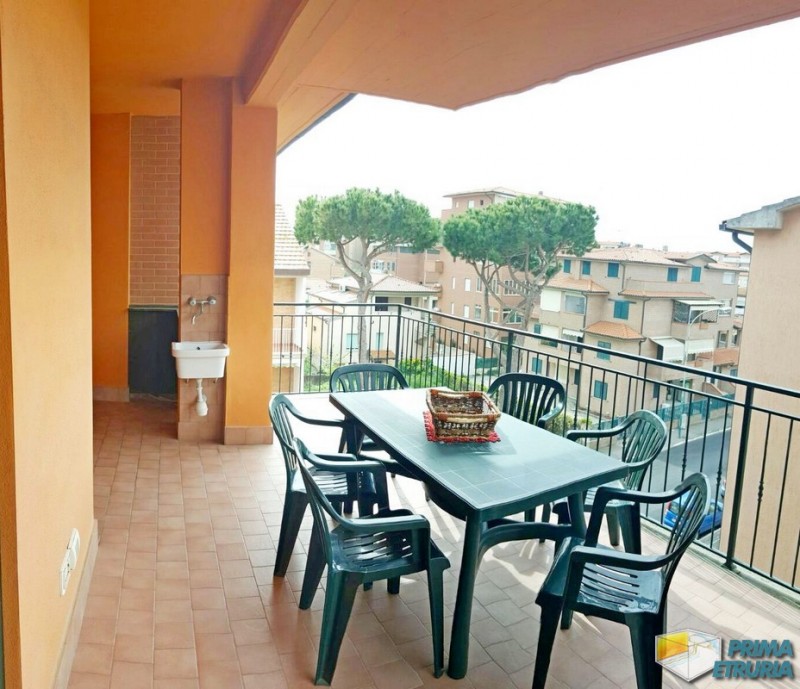 BILOCALE VIA GROSSETANA 22 - ZONA PORTO - 