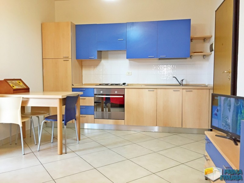 BILOCALE VIA GROSSETANA 22 - ZONA PORTO - 