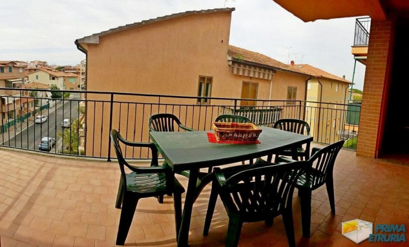 BILOCALE VIA GROSSETANA 22 - ZONA PORTO - 