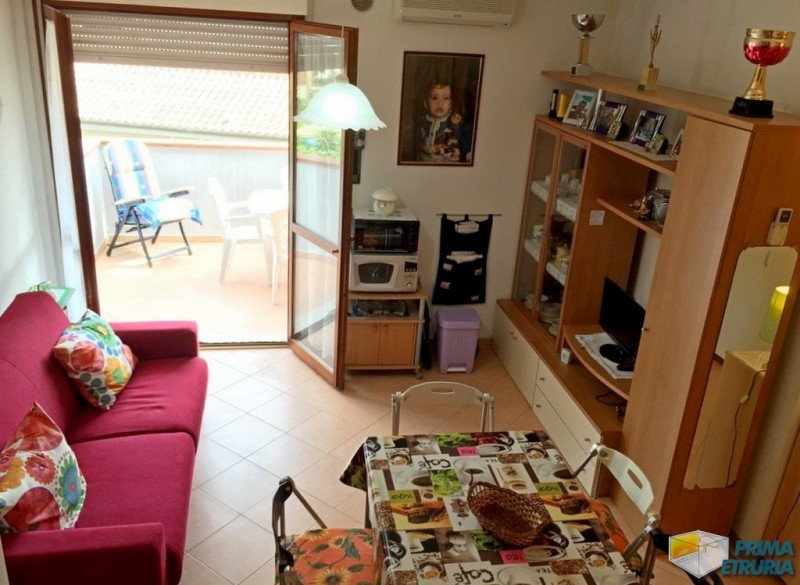 VENDESI TRILOCALE VIA CALA DI FORNO 7 - ZONA ROSMARINA -