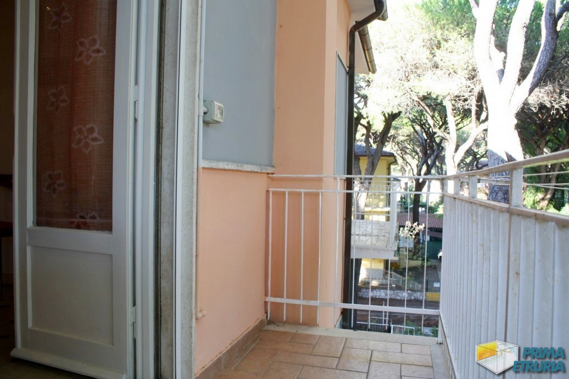 VENDESI TRILOCALE VIA DEL MAESTRALE 7 - ZONA ROSMARINA -